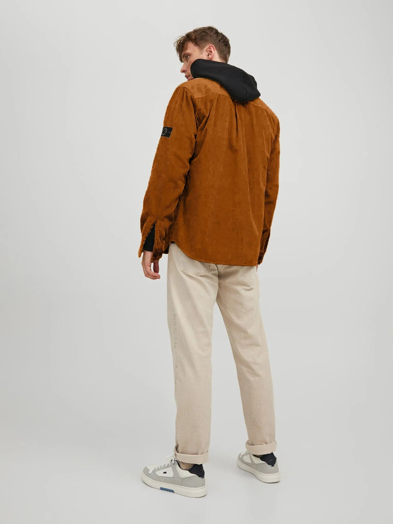 Ανδρικό τζάκετ κοτλέ JJDARREN CORD OVERSHIRT LS 12212148 | 12212148