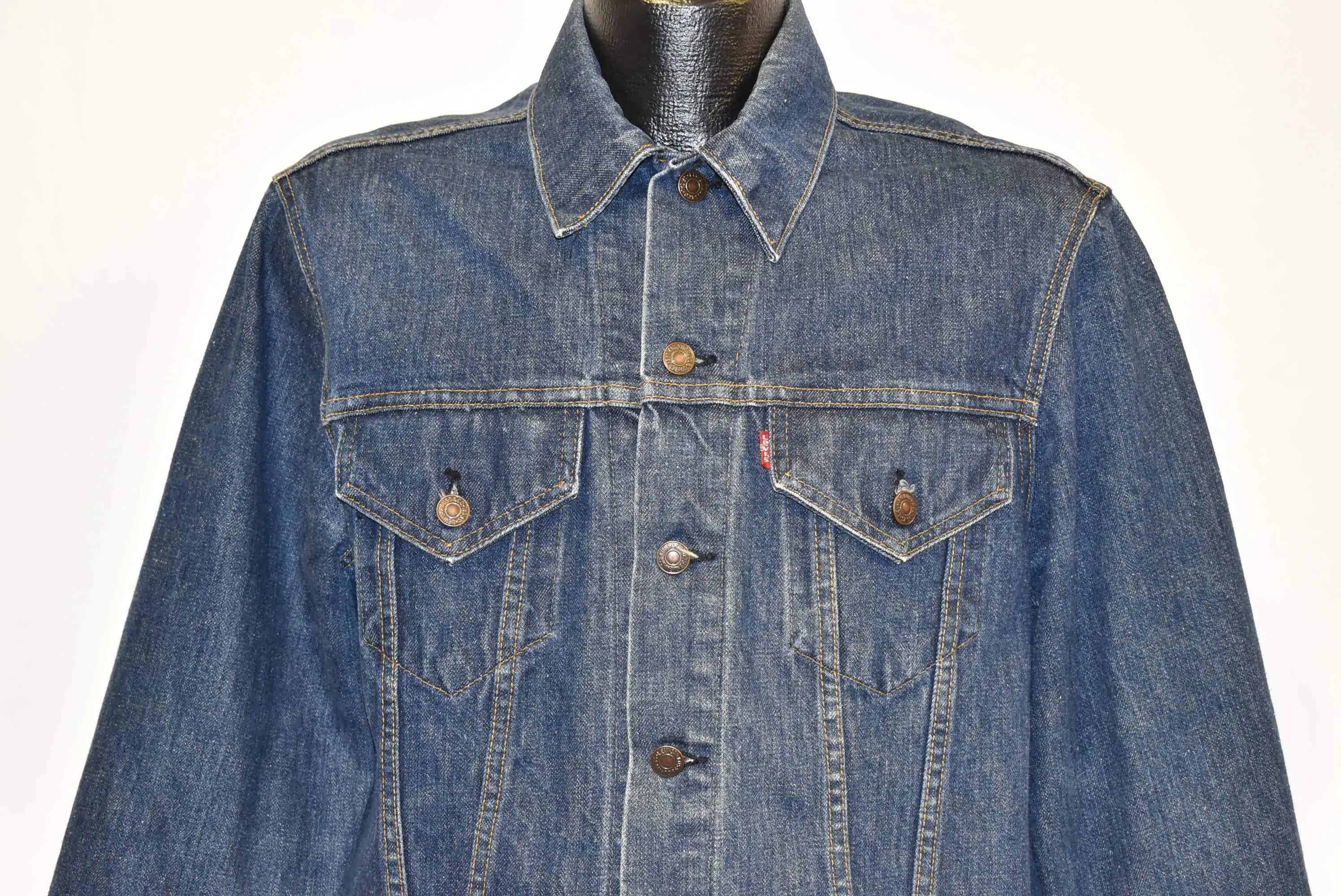 80s Levis Type 3 70505 Trucker Dark Denim Jacket Medium