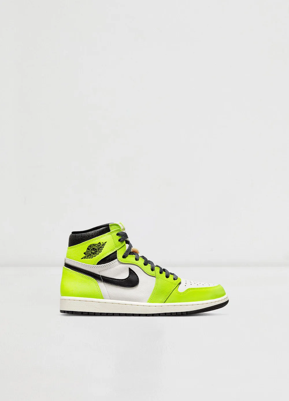 Air Jordan 1 Retro High OG 'Visionaire' Sneaker