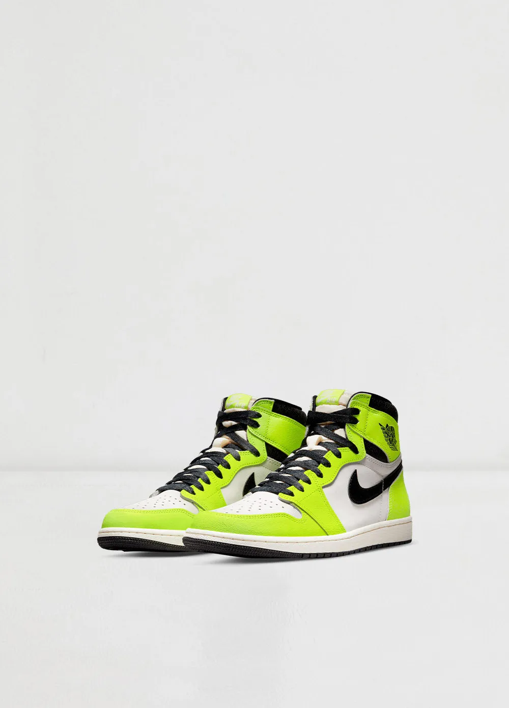 Air Jordan 1 Retro High OG 'Visionaire' Sneaker