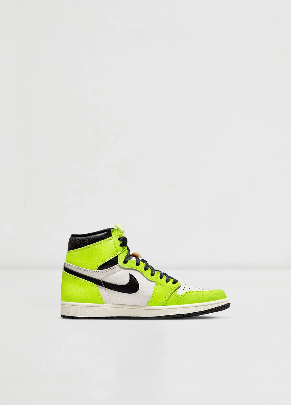 Air Jordan 1 Retro High OG 'Visionaire' Sneaker