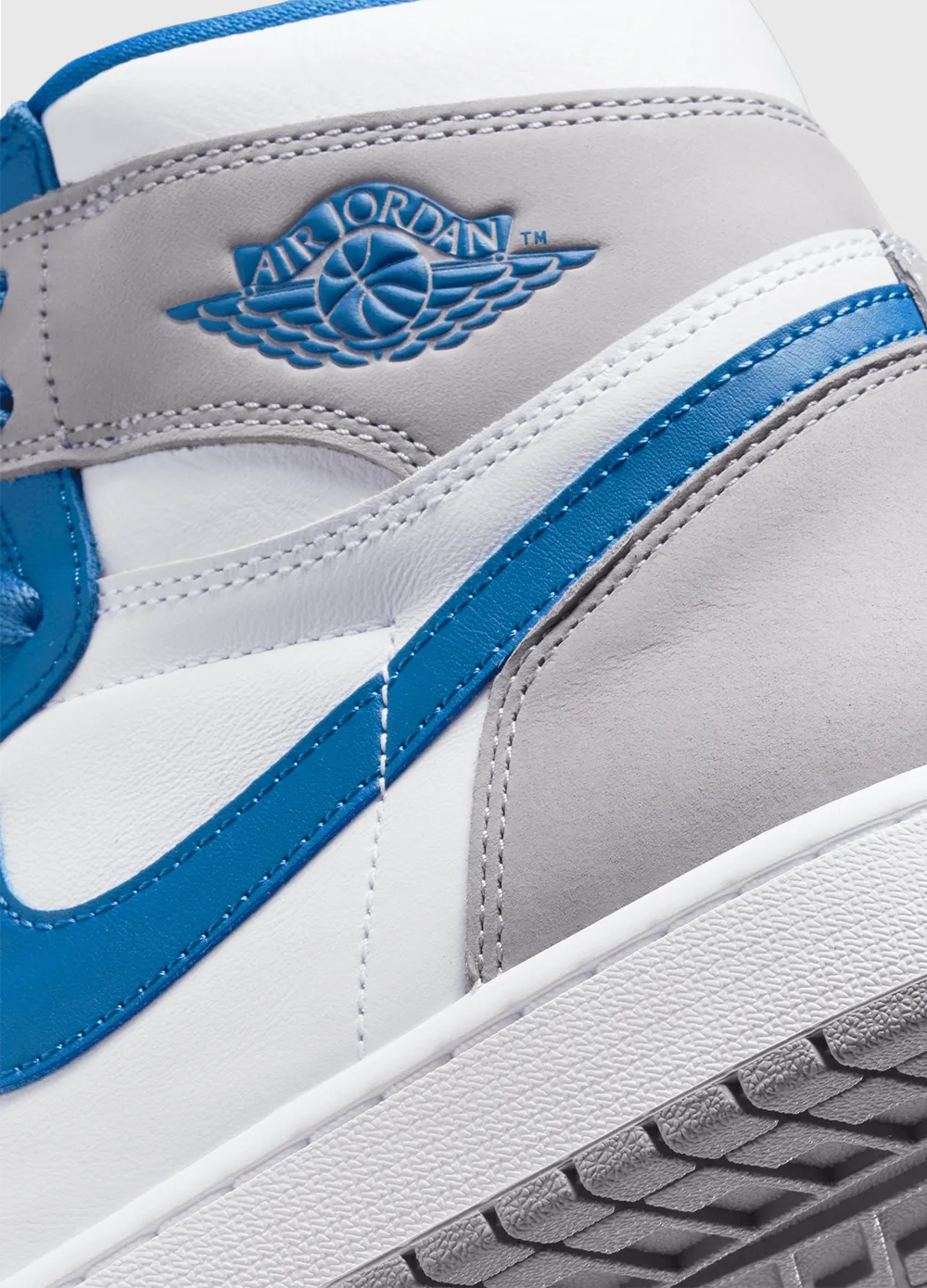 Air Jordan 1 Retro High 'True Blue' Sneakers
