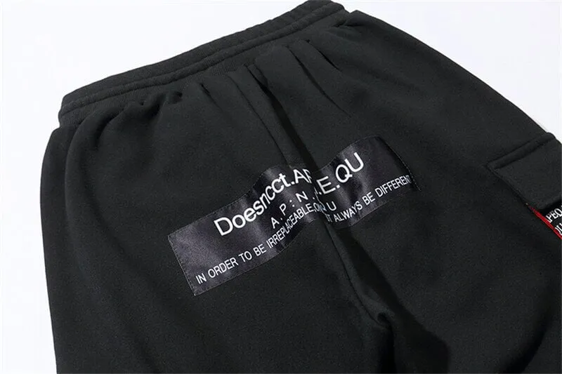 Best joggers for men 2022 APEQ Techwear black joggers