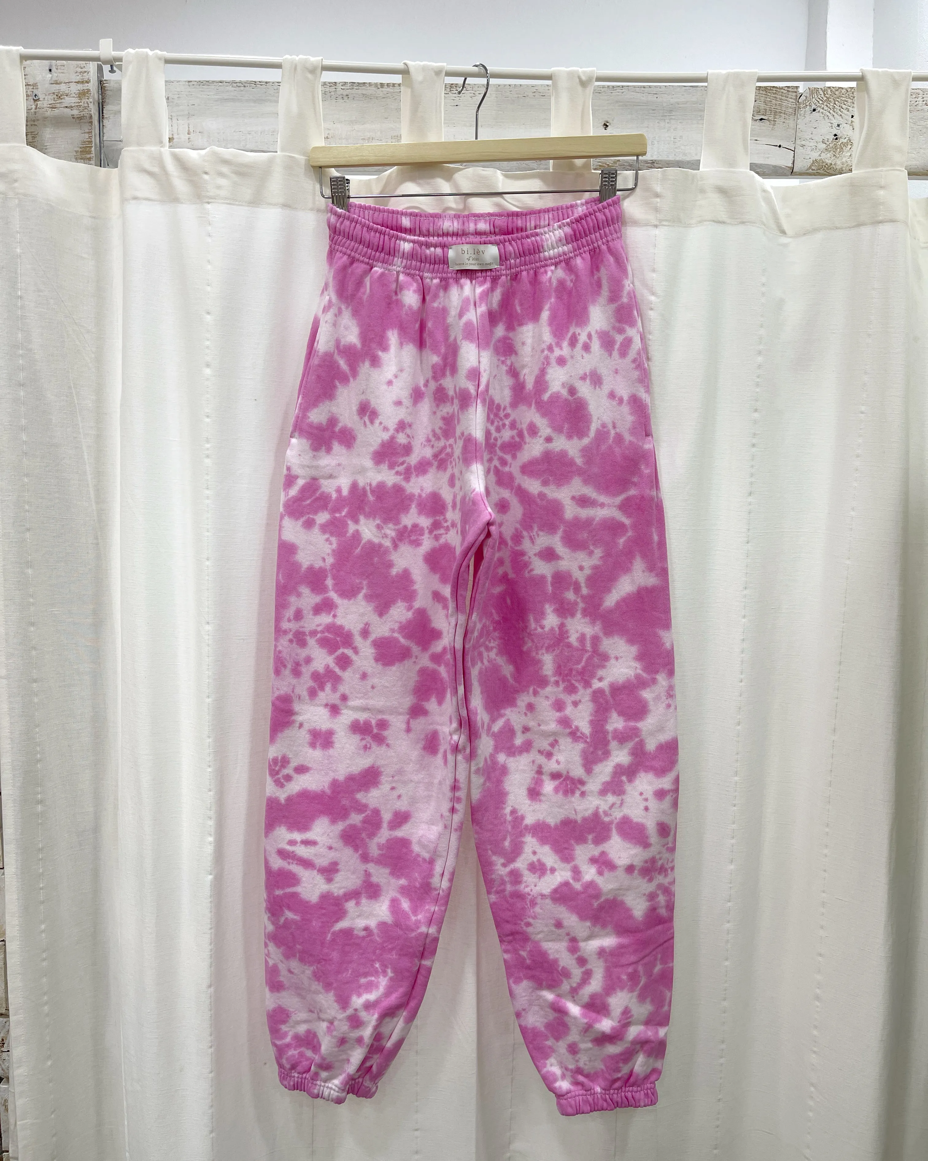 BUBBLE PINK tie-dye jogger pants