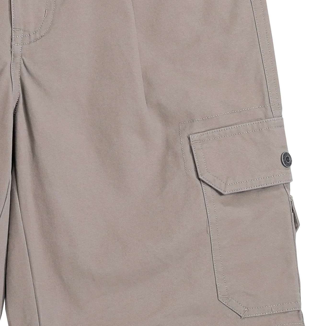 camel active Men Cargo Shorts in Regular Fit with Multipockets in 3 Colours Solid Cotton Canvas 9-303AW23CT0880