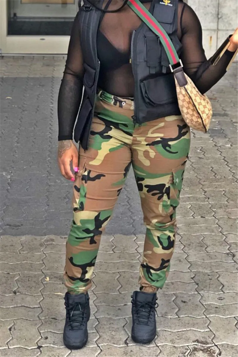 Camouflage Cargo’s