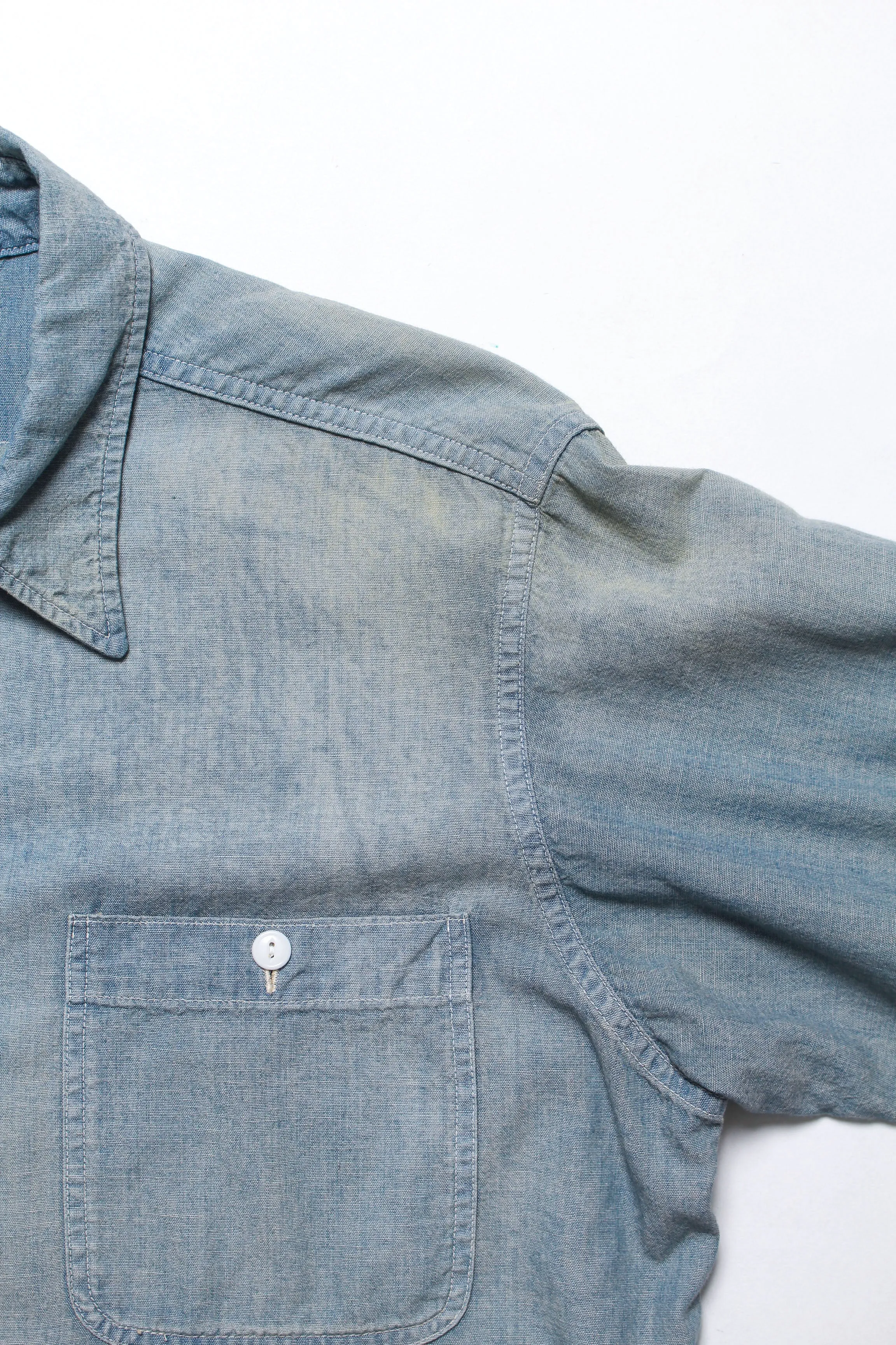 CHAMBRAY SHIRTS SUNBURN AGEING