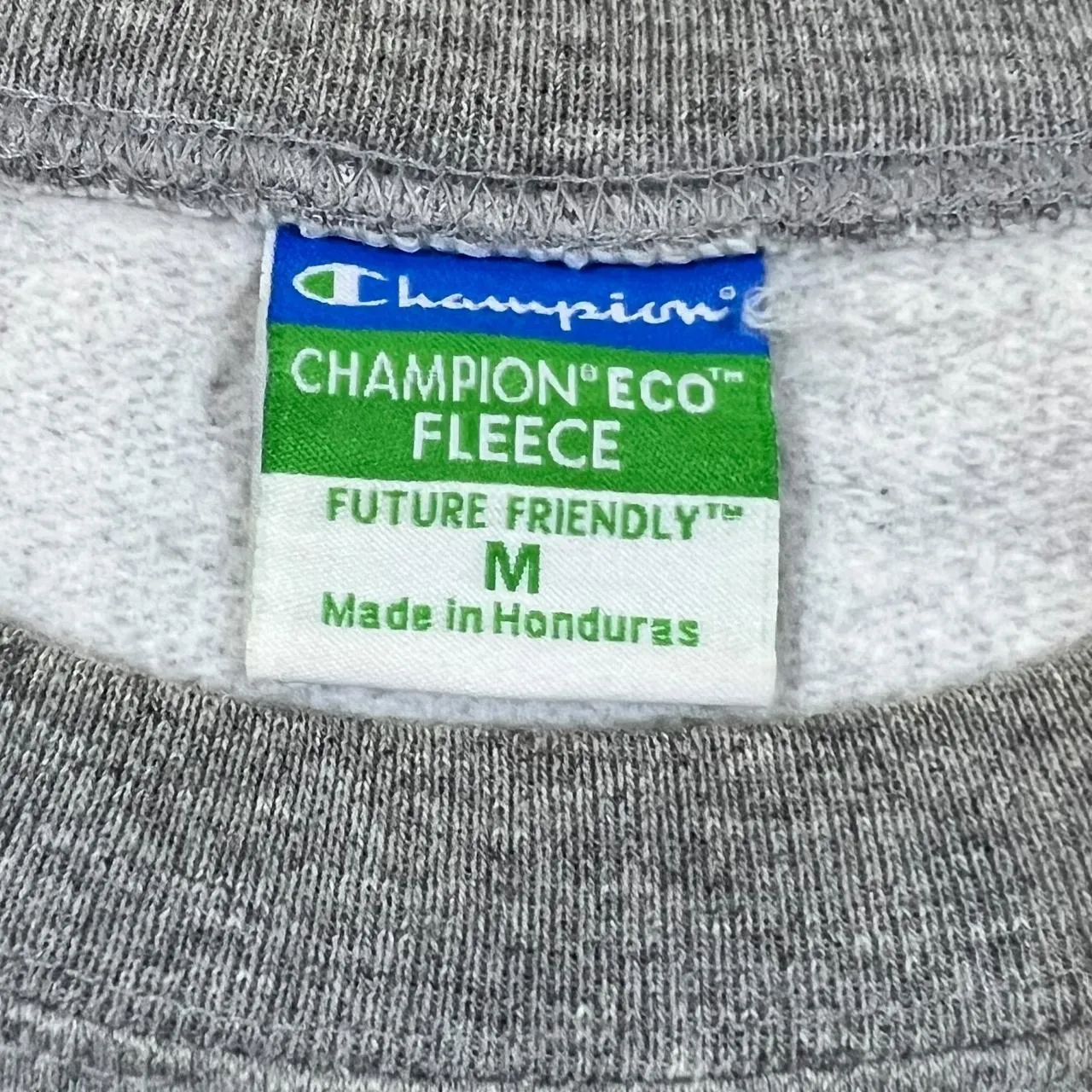 Champion GEORGE WASHINGTON UNIVERSITY College Spellout Graphic Crewneck Sweatshirt