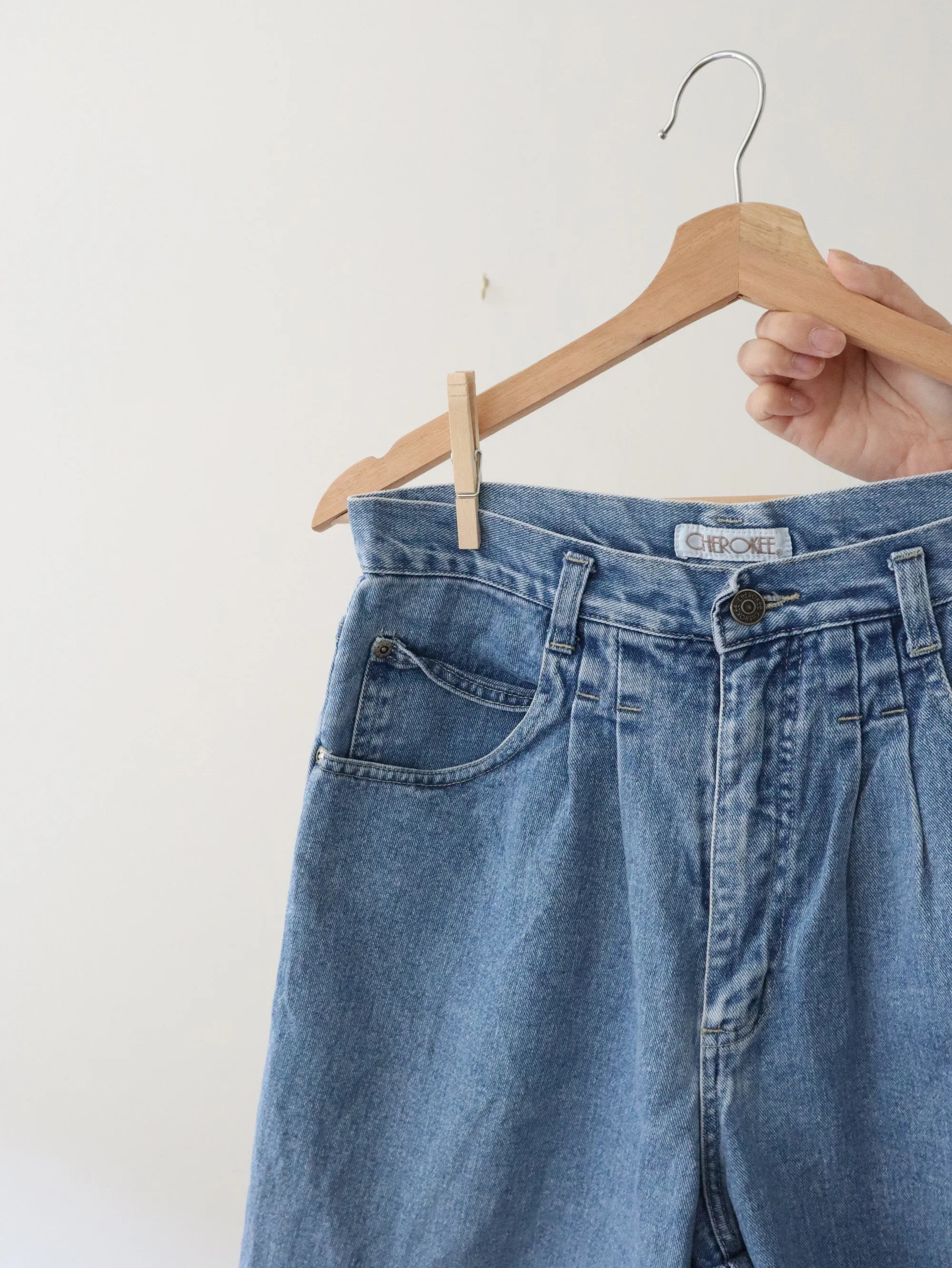 Cherokee Pleated Denim Shorts (10)