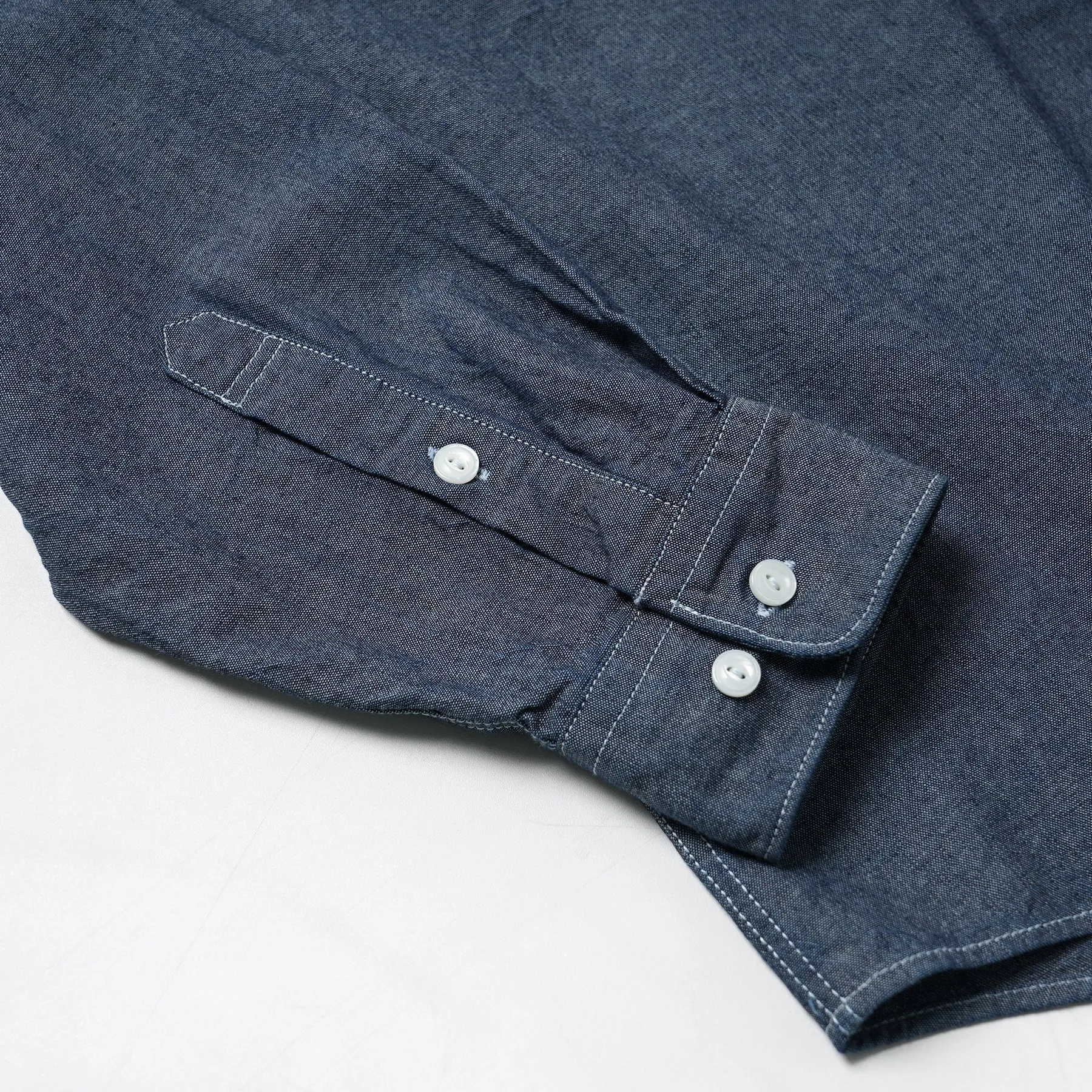 CIGARETTE POCKET CHAMBRAY SHIRT - INDIGO