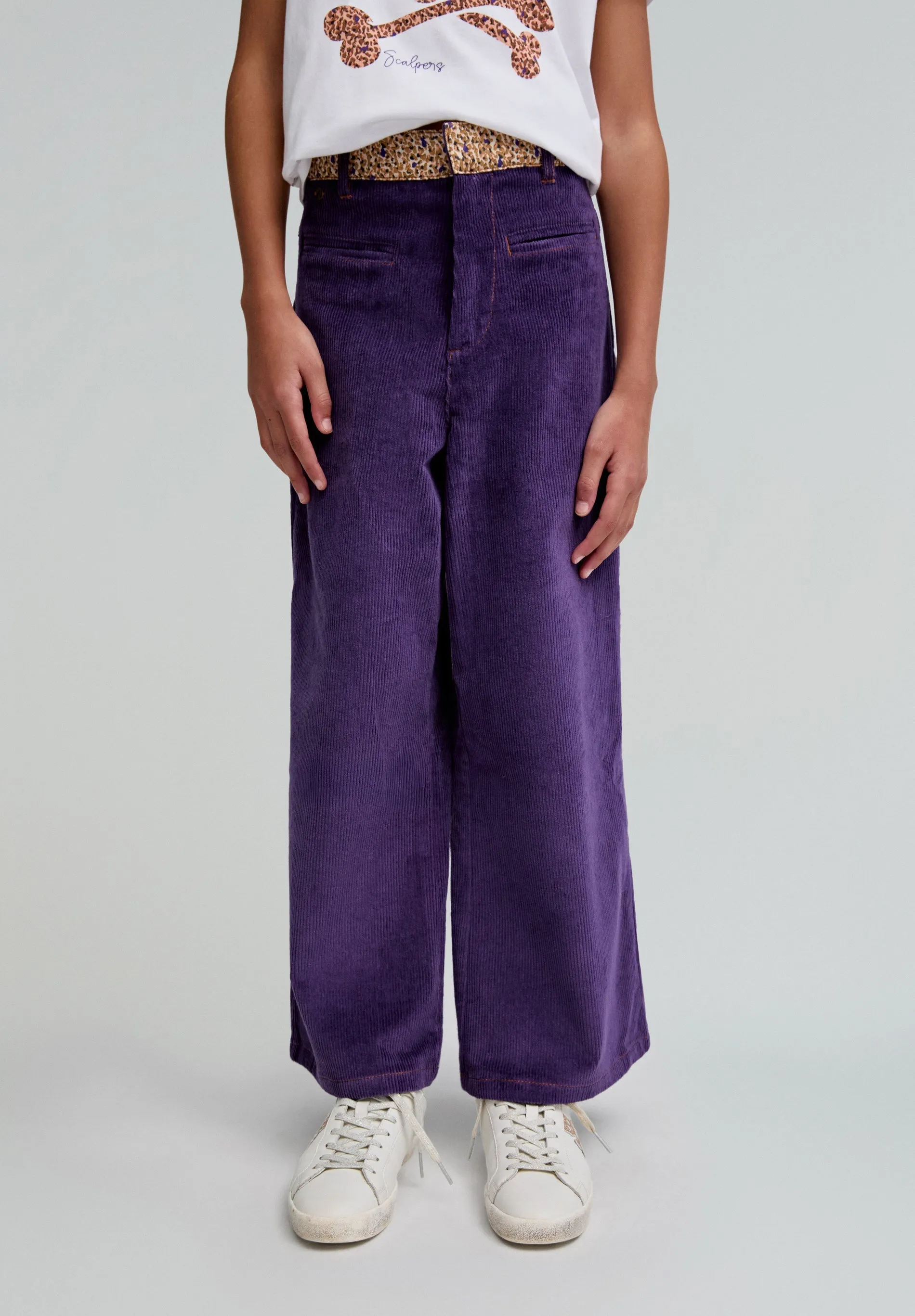 CORDUROY TROUSERS WITH PRINT DETAIL