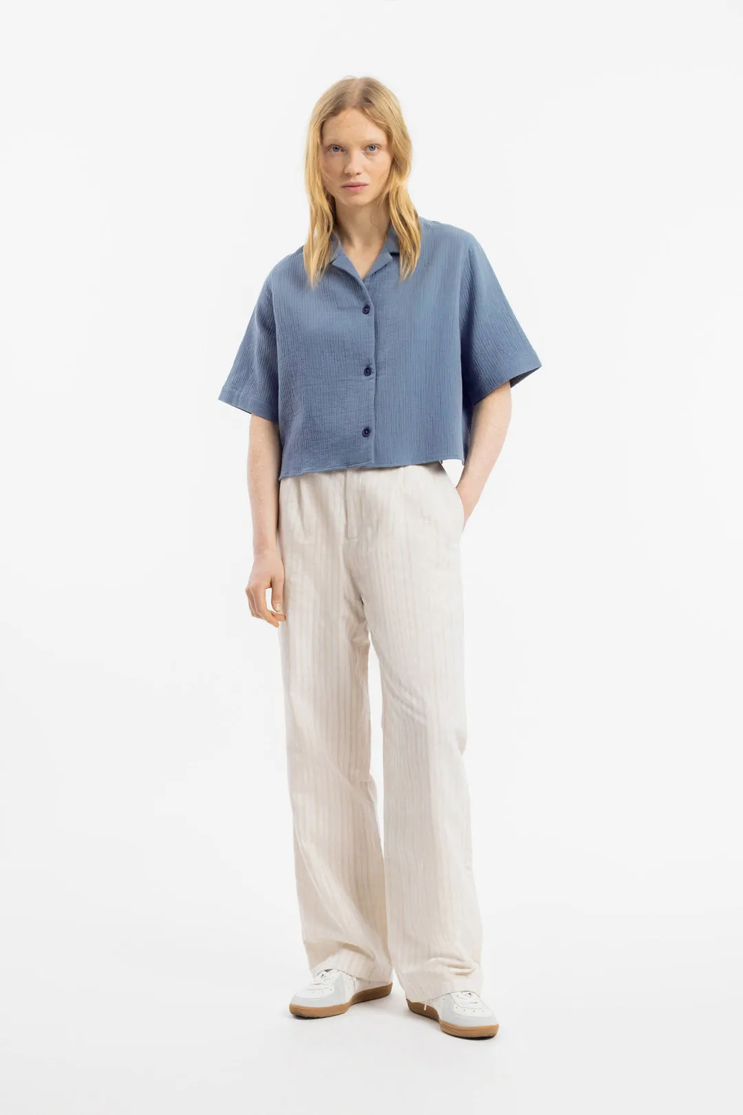 cropped cotton bowling shirt - stone blue