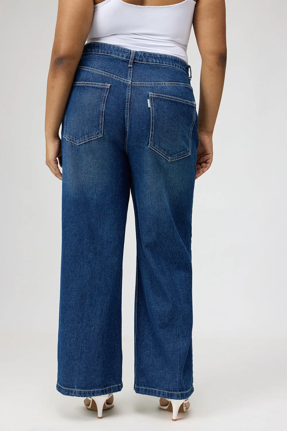 Curve High Waisted Ripped Straight Fit Jeans