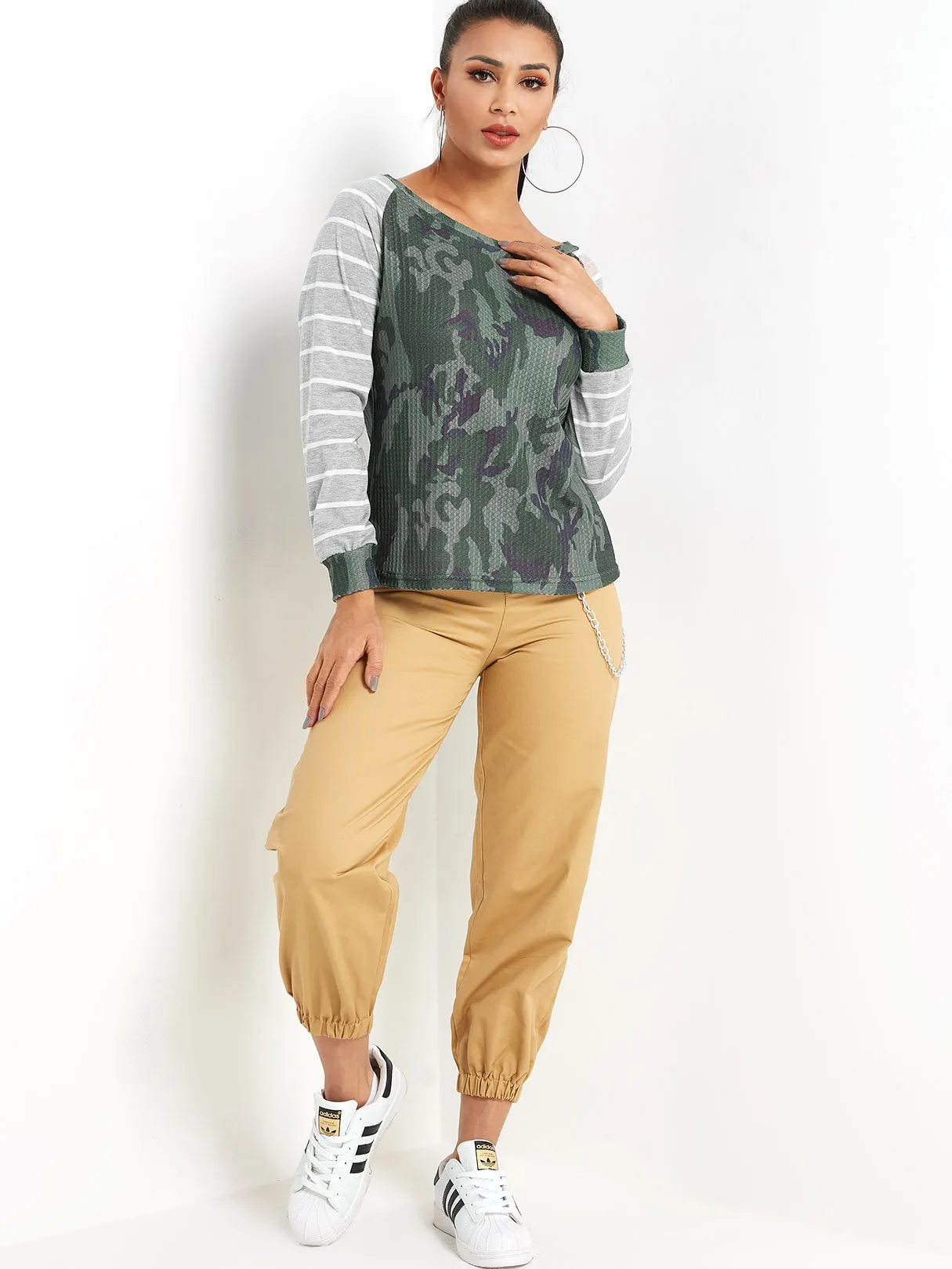 Custom Round Neck One Shoulder Stripe Camouflage Long Sleeve Green T-Shirts