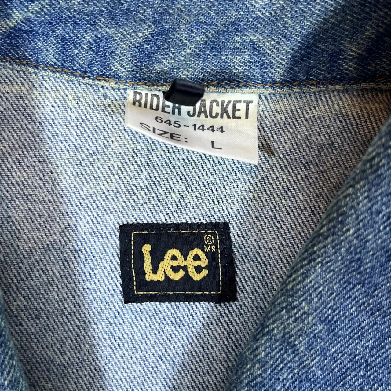 Early 00's LEE RIDERS Classic Blue Denim Trucker Jacket