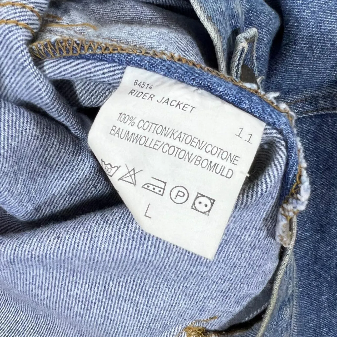 Early 00's LEE RIDERS Classic Blue Denim Trucker Jacket