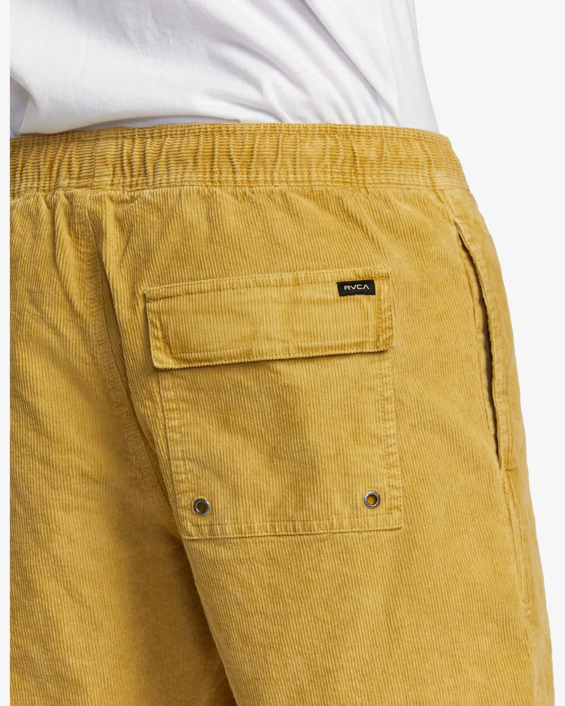 Escape 17" Elastic Waist Corduroy Shorts - Southern Moss