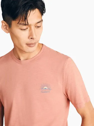 Faherty Sunwashed Graphic Tee in Faded Flag