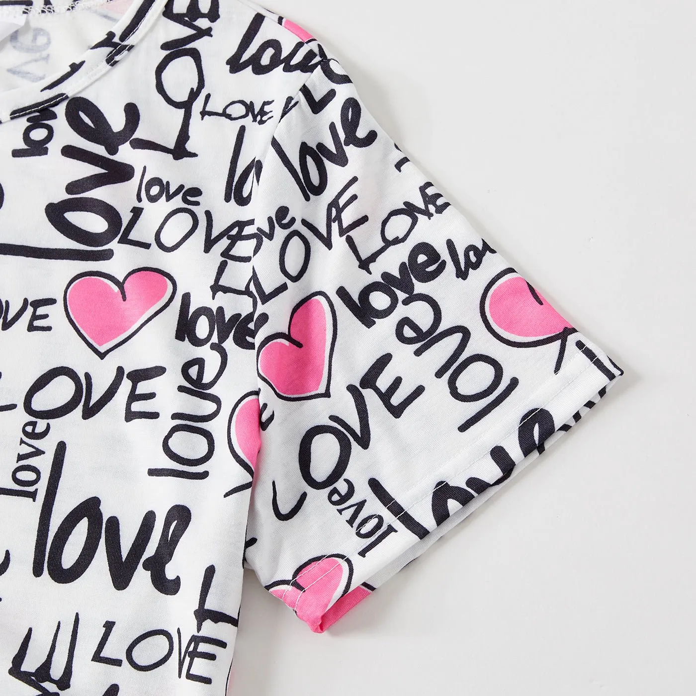Family Matching Allover Heart & Letter Print Drawstring Ruched Bodycon Dresses and Short-sleeve T-shirts Sets