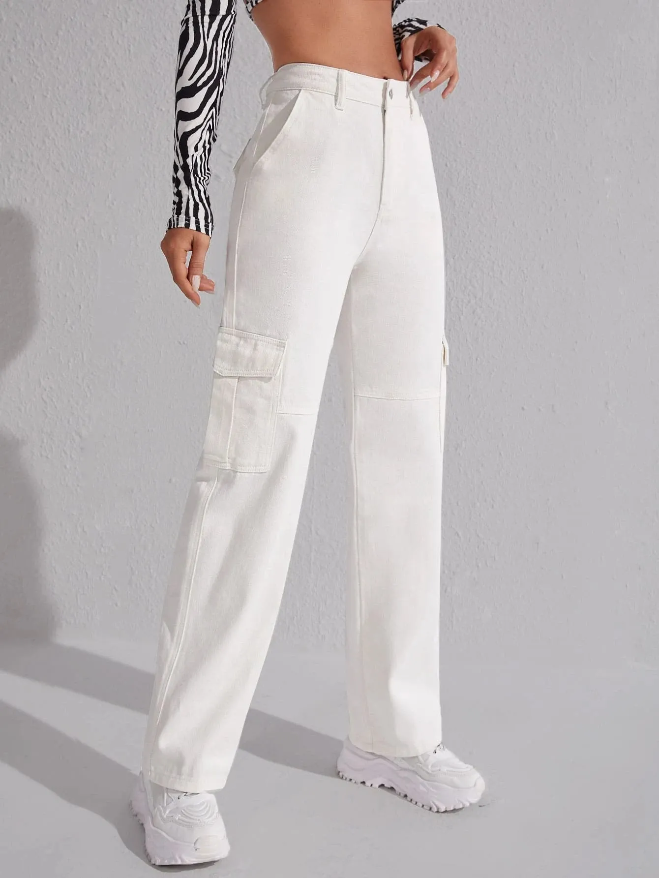 Flap Pocket Straight Leg Cargo Jeans