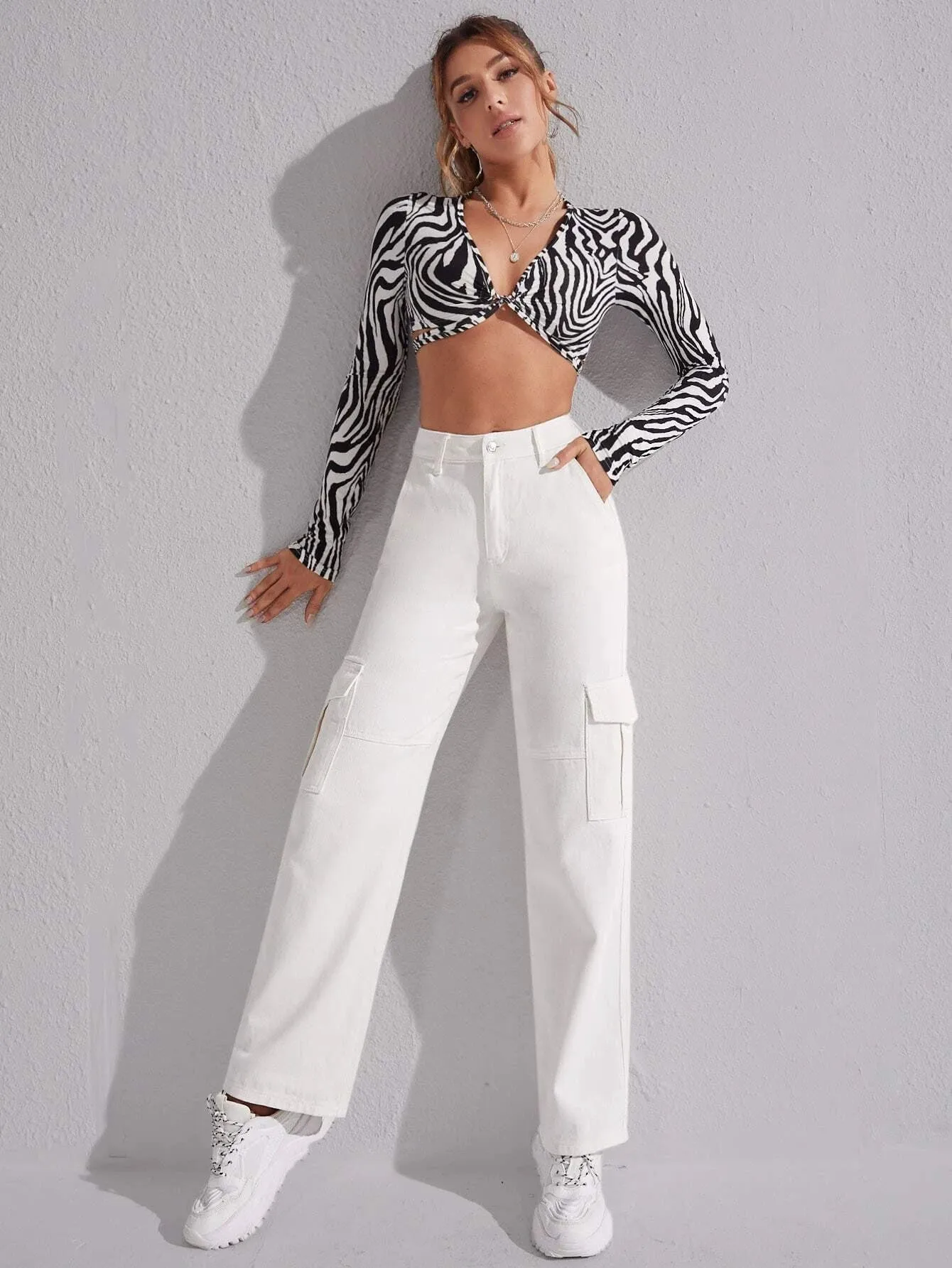 Flap Pocket Straight Leg Cargo Jeans