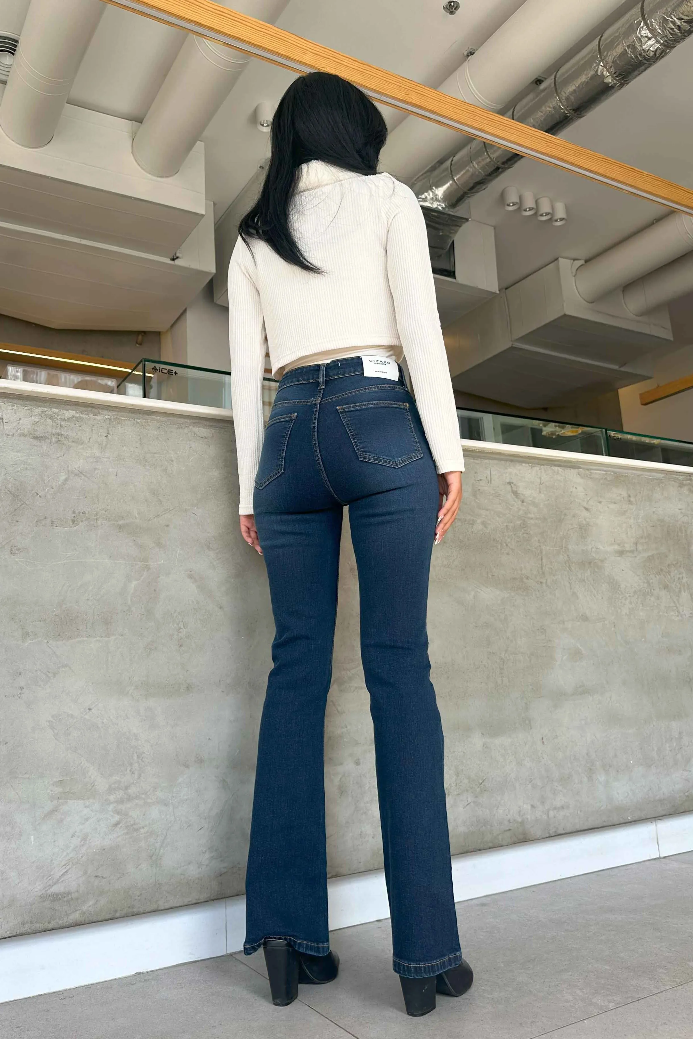 Flared - Navy Blue 2 Tones Washed Jeans.