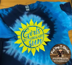 GIRLS JUST WANT TO HAVE SUN TYE DYE-T-SHIRT