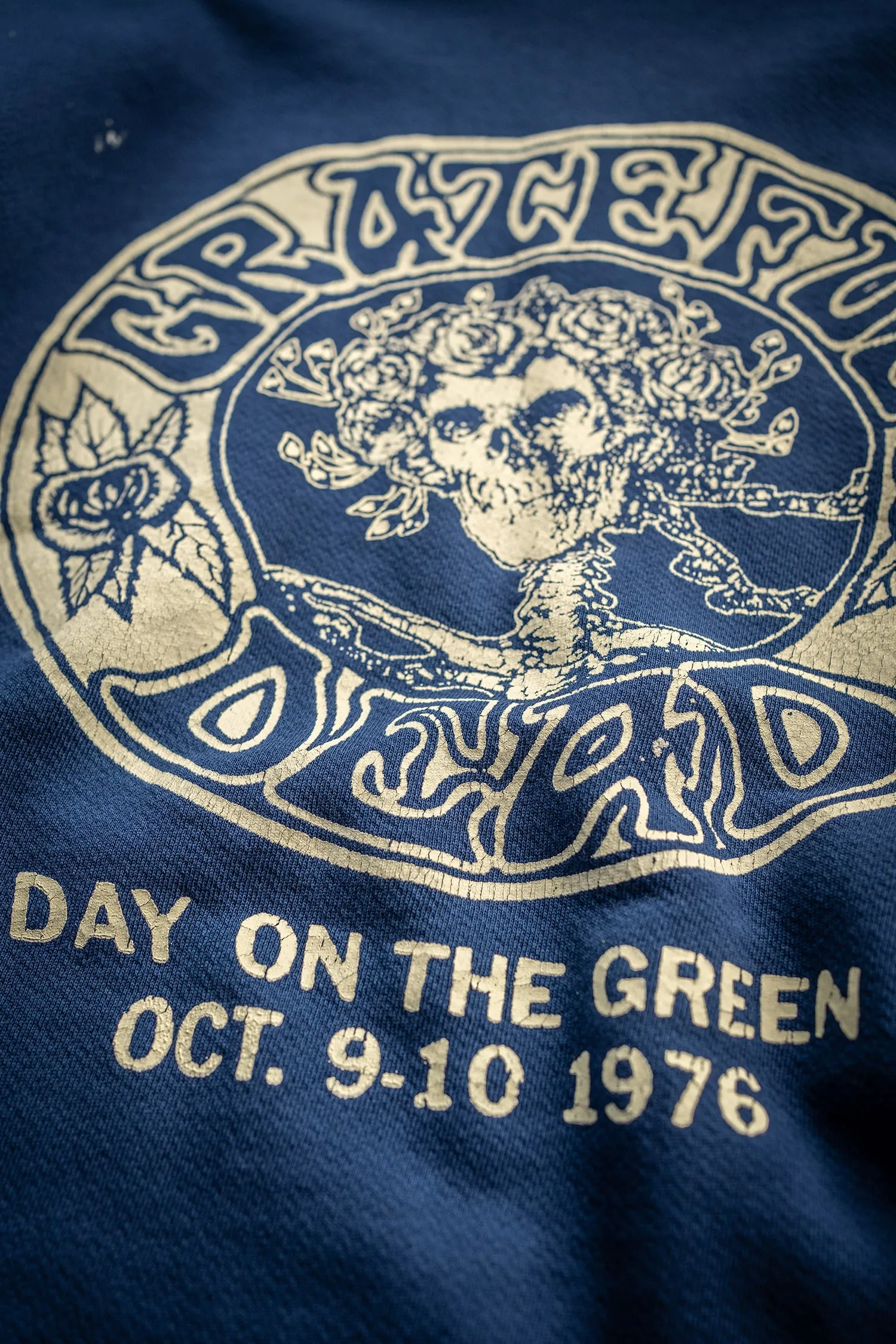 GRATEFUL DEAD DAY ON THE GREEN SHORT SLEEVE SWEATSHIRT