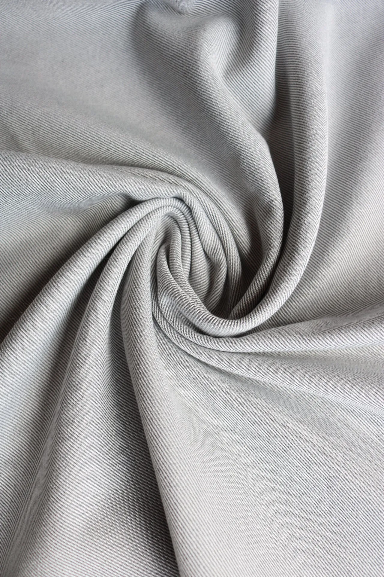 Grey | Seawool Twill Flannel | Robert Kaufman