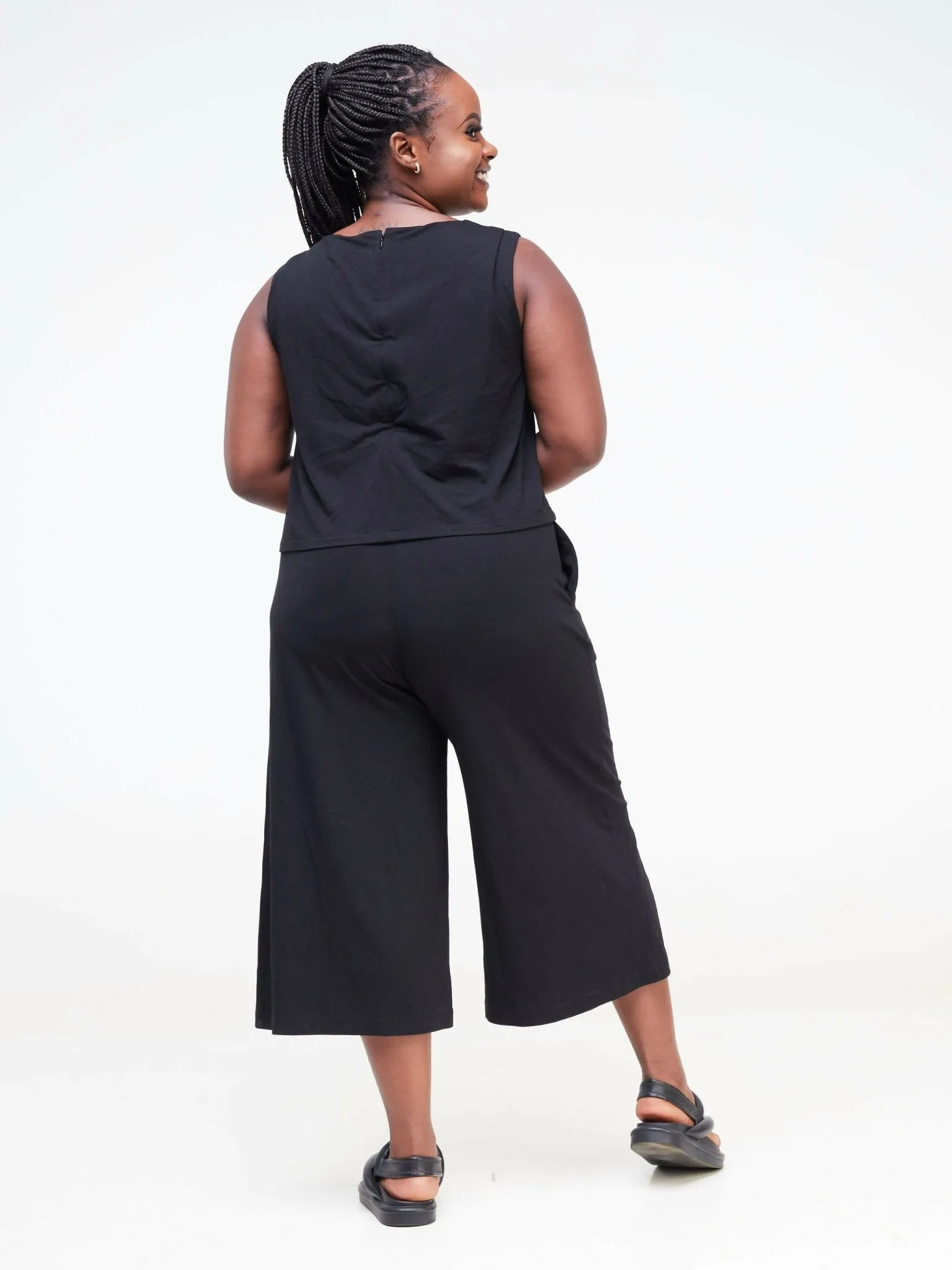 Hessed Sleeveless Jumpsuits - Black