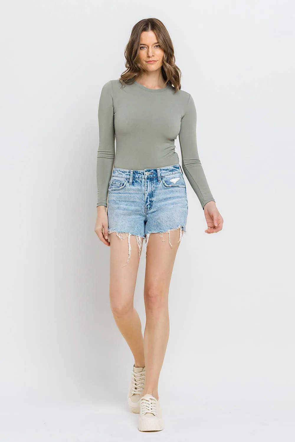 HIGH RISE RAW DISTRESSED HEM  SHORTS T6361: CYNICAL BLUE / XS
