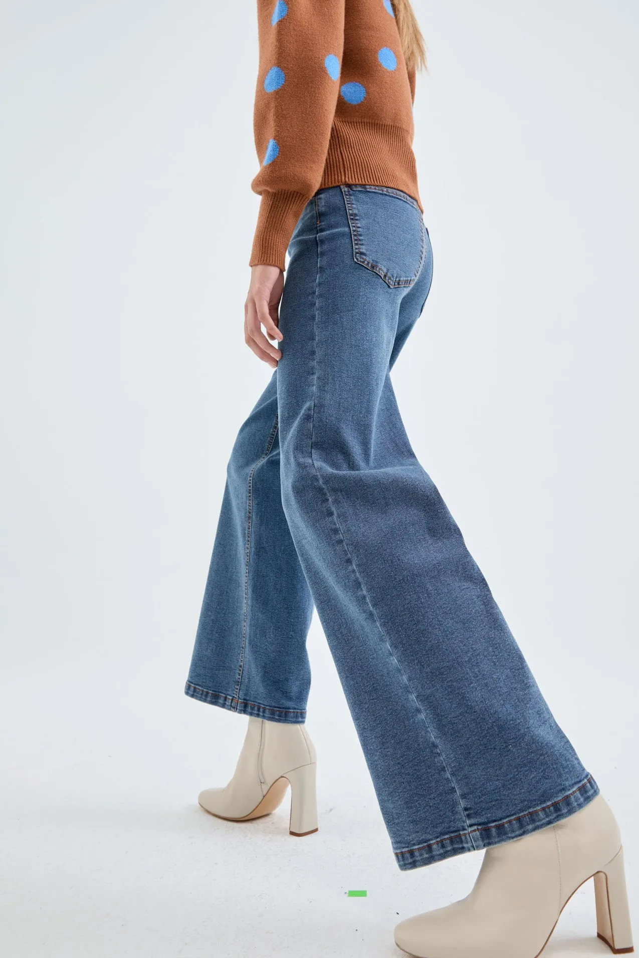 High-waisted Blue Flare Jeans