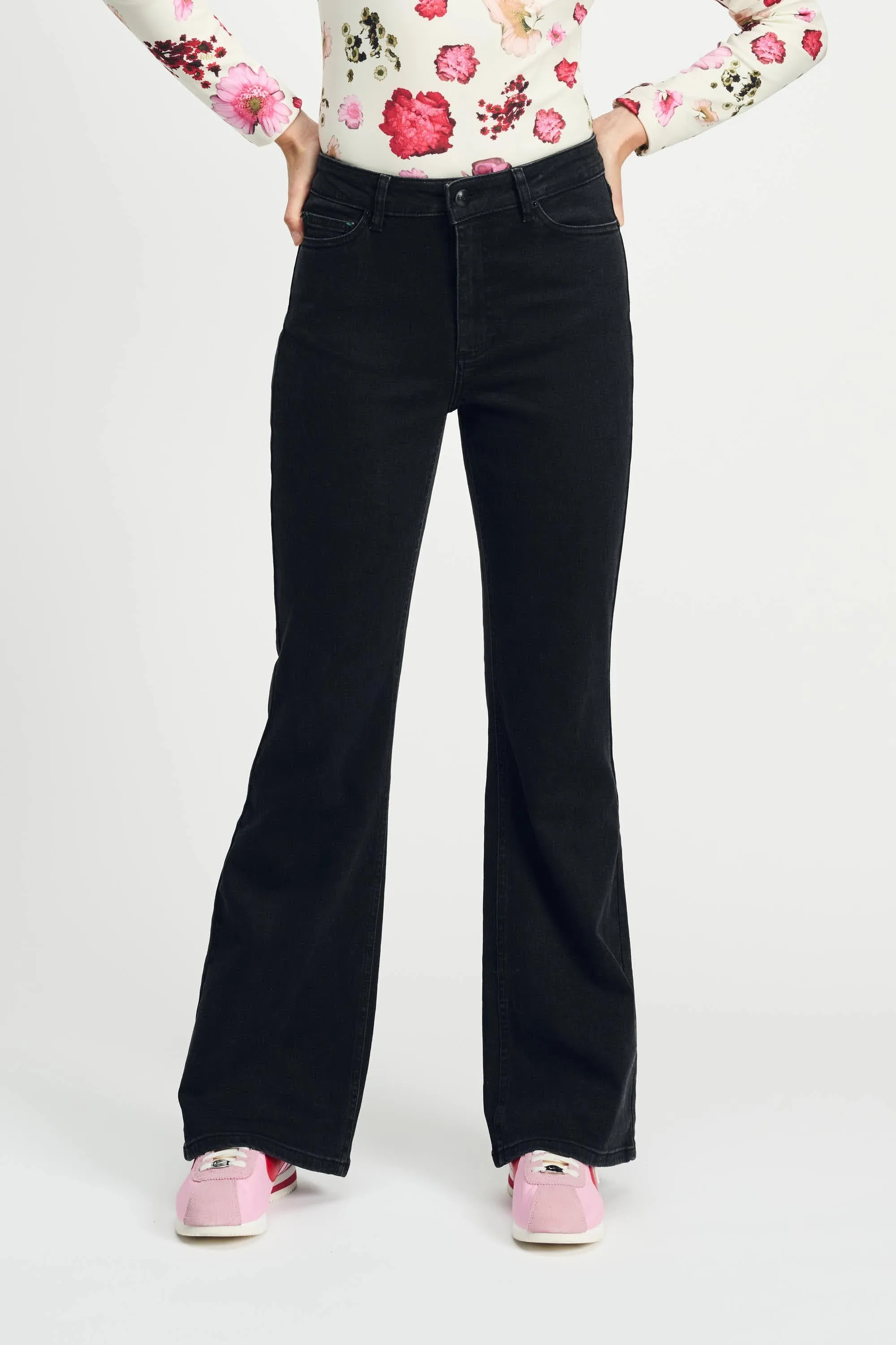 JEANS - Esmee Flare Vintage Black
