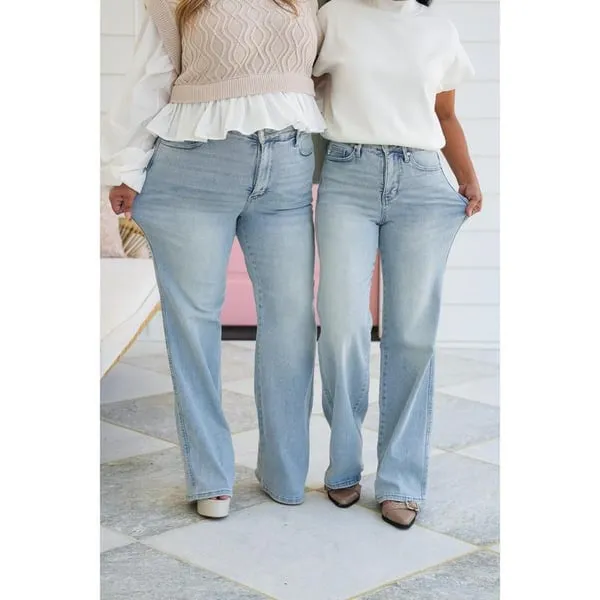 Karleen™ | High-Waisted Vintage Straight-Leg Jeans with Tummy Control