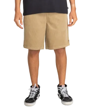 Larry Cord Walkshorts in Sand