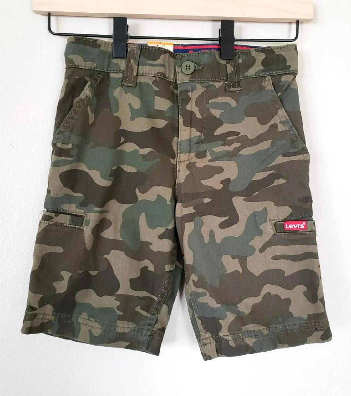 Levi's Boy's Huntington Stretch Waistband Knee Length Cargo Shorts