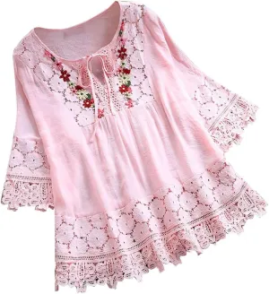 Linen Tops for Women Lace Patchwork V Neck Blouse Floral Embroidered Shirts 3/4 Sleeve Loose Fitting Casual T-Shirts