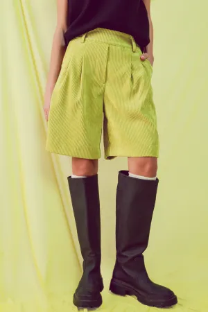 Longline short in lime cord