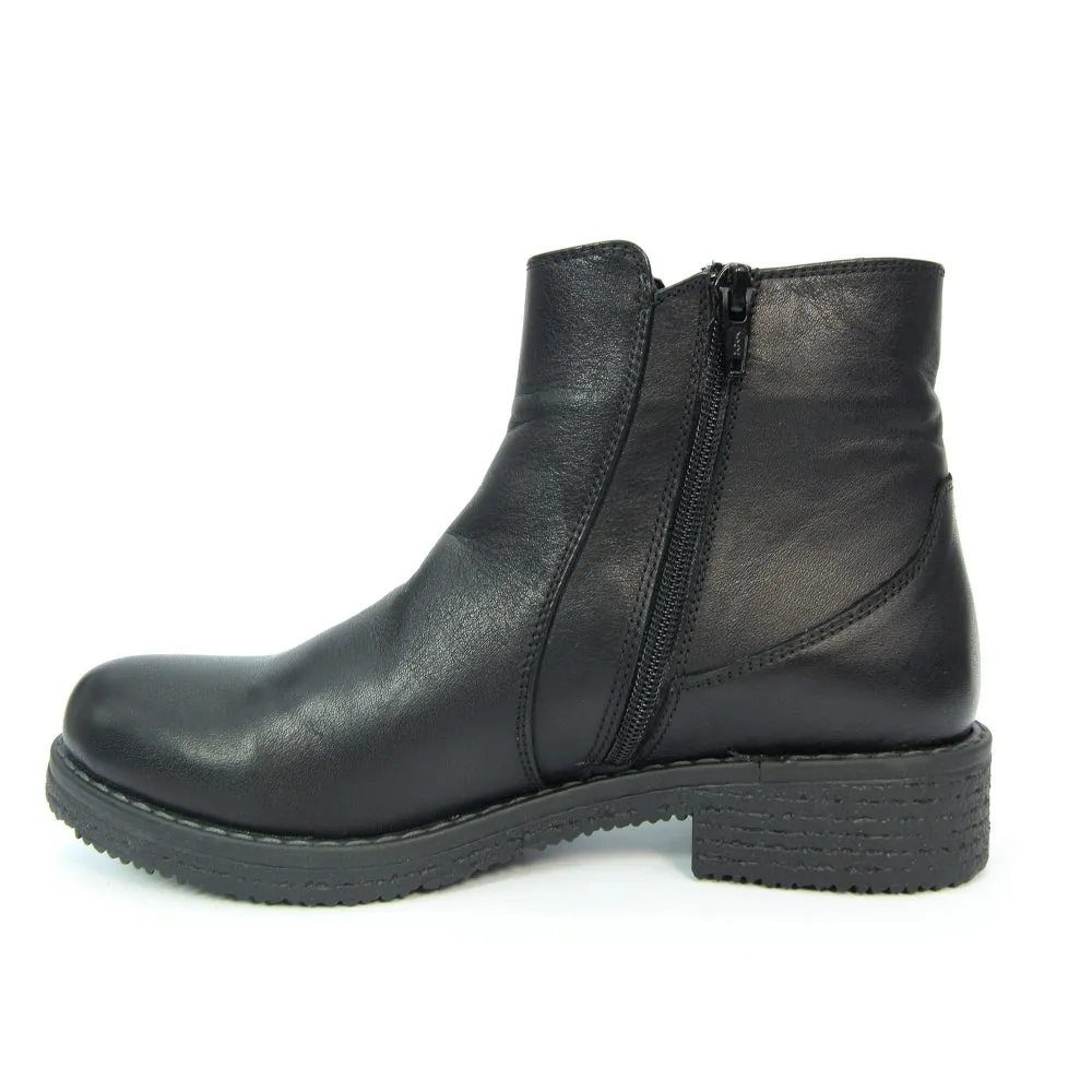 Lunar Ankle Boot in Leather with Zip Henni GLR001 BLACK