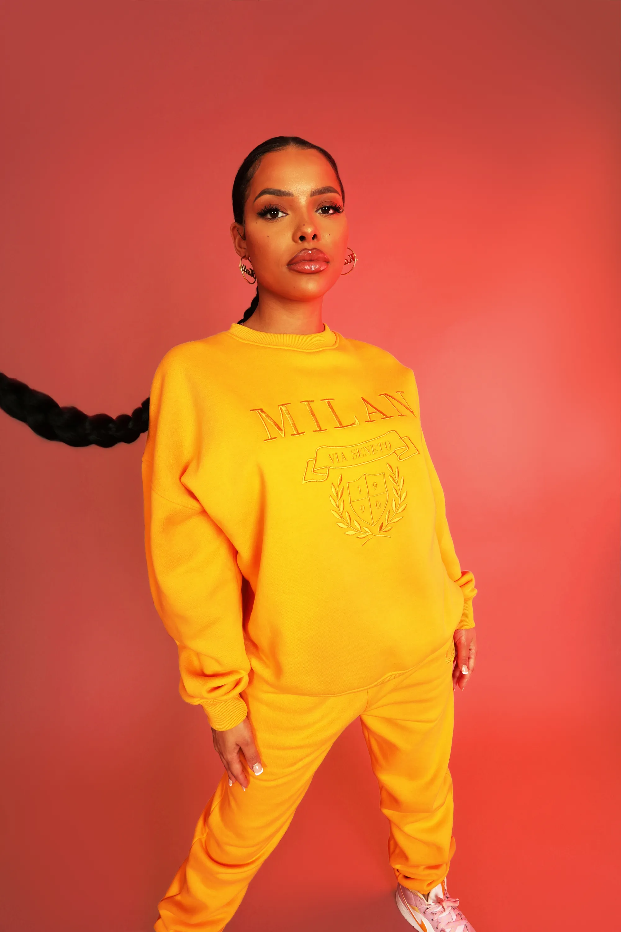 Milan Tonal Embroidered Sweatshirts Mango