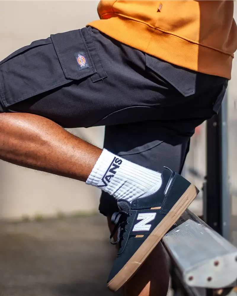 Millerville Cargo Shorts in Black