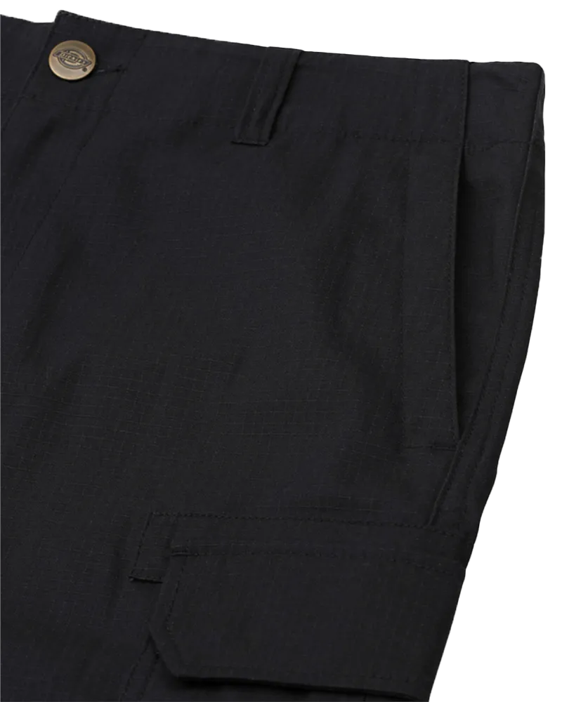 Millerville Cargo Shorts in Black