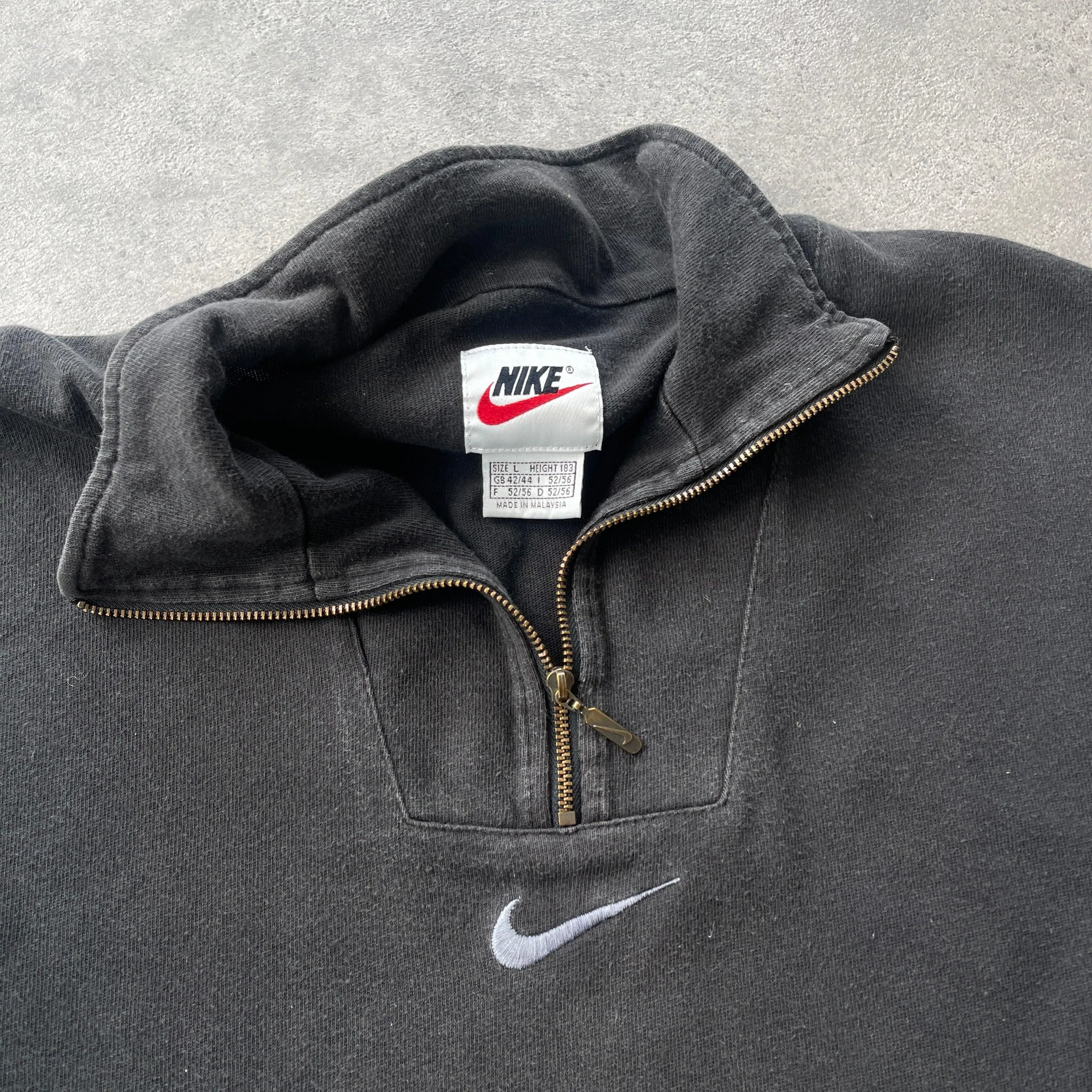 Nike 1990s 1/4 zip heavyweight embroidered sweatshirt (L)