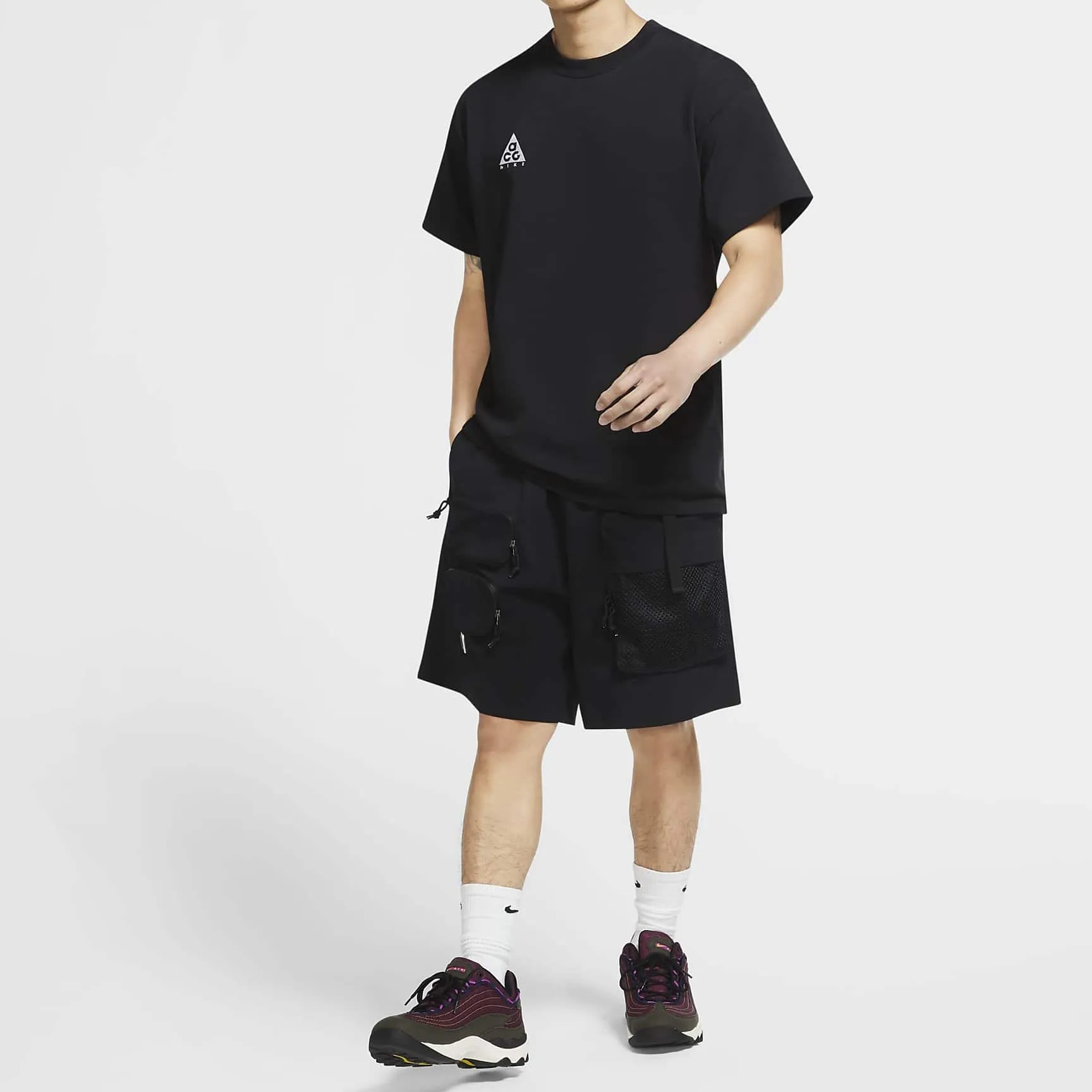 Nike ACG Cargo Shorts (Black)