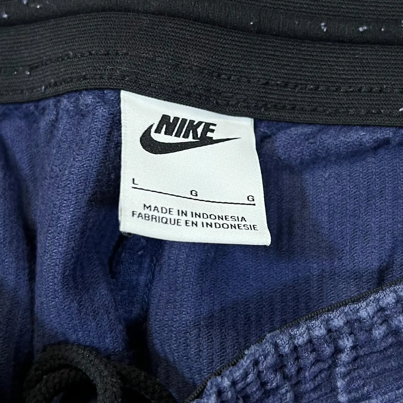 NIKE Embroidered Mini Logo Navy Blue Corduroy Cord Cropped Length Pants Trousers