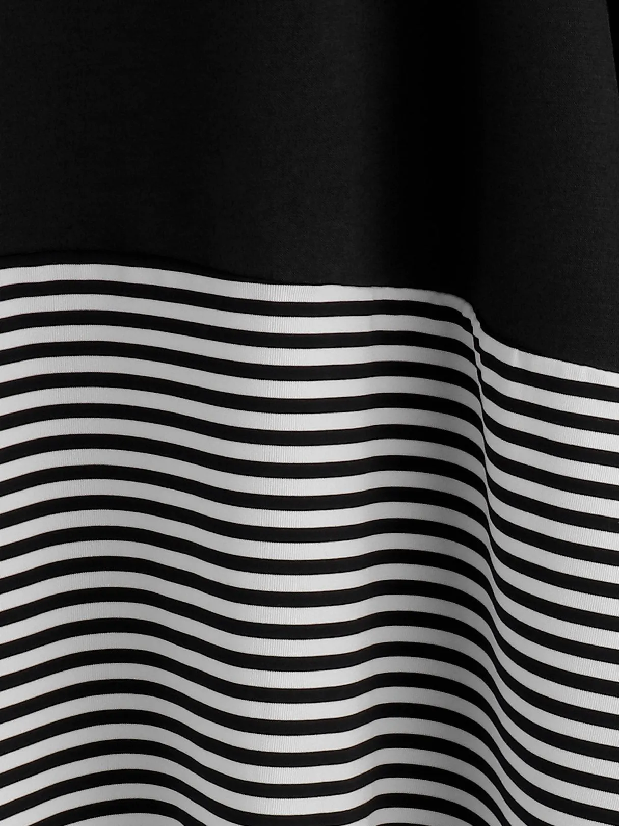 OEM ODM Crew Neck Stripe Long Sleeve Irregular Hem Black T-Shirts
