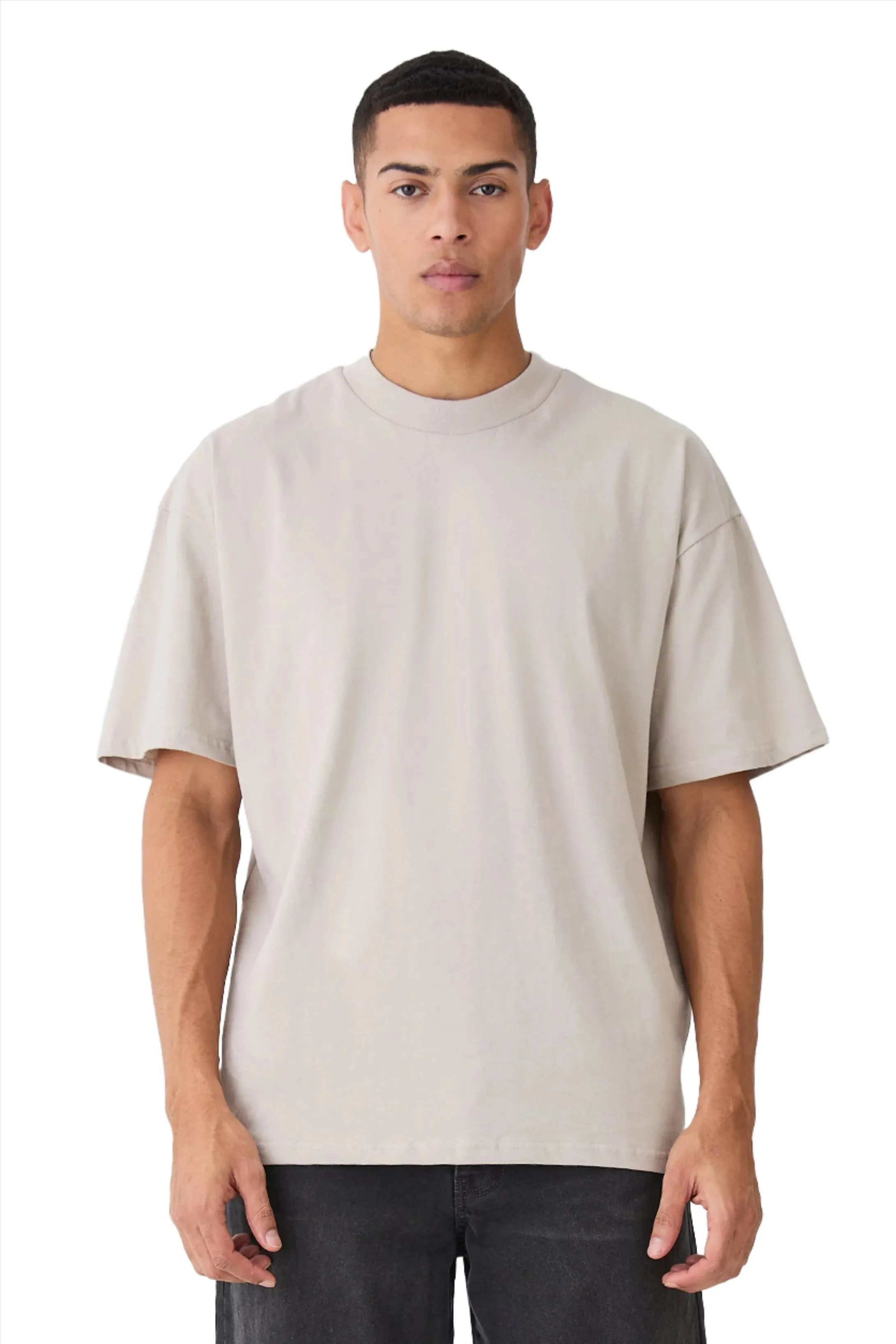 OVERSIZED EXTENDED NECK HEAVYWEIGHT T-SHIRT