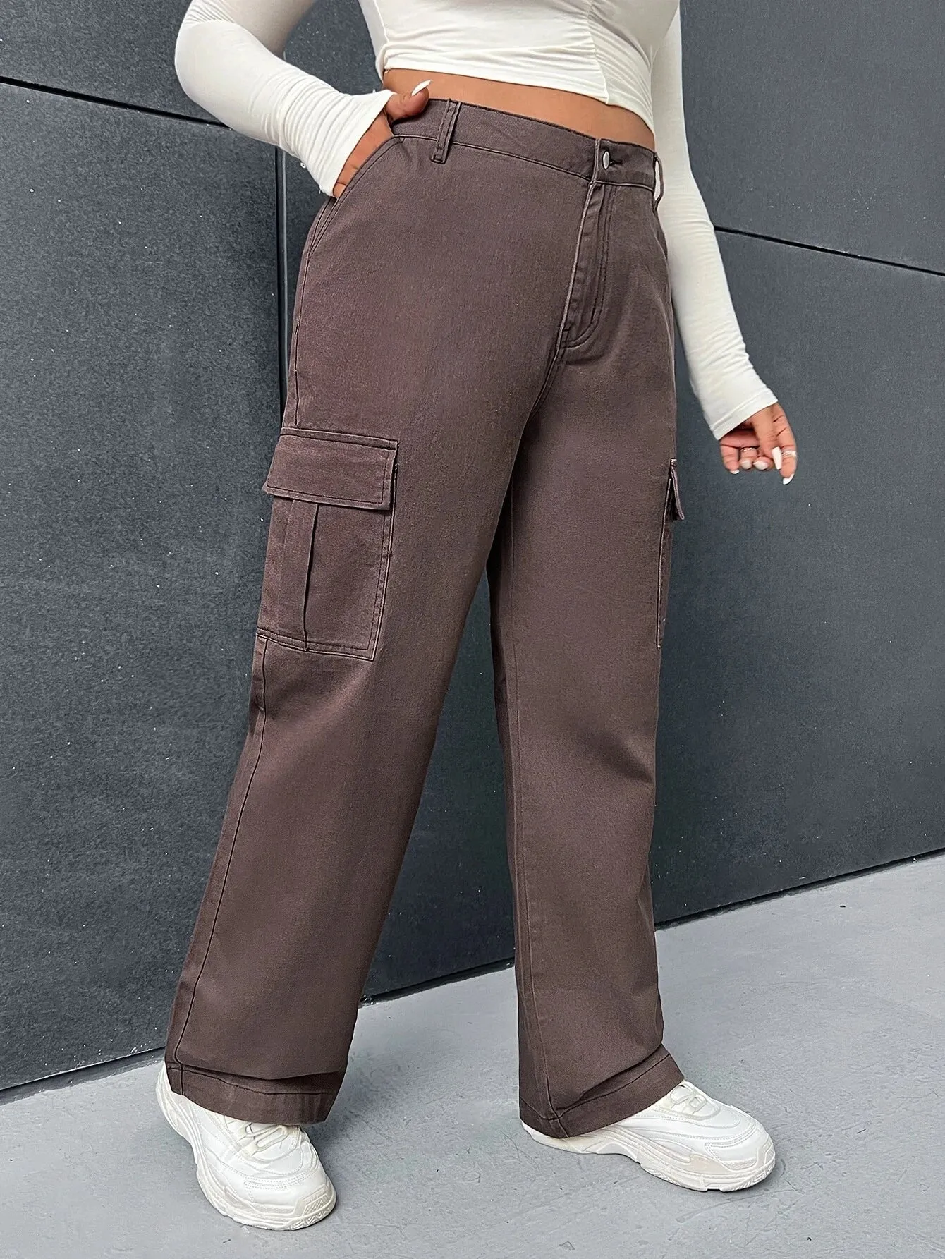 Plus Flap Pocket Side Cargo Jeans