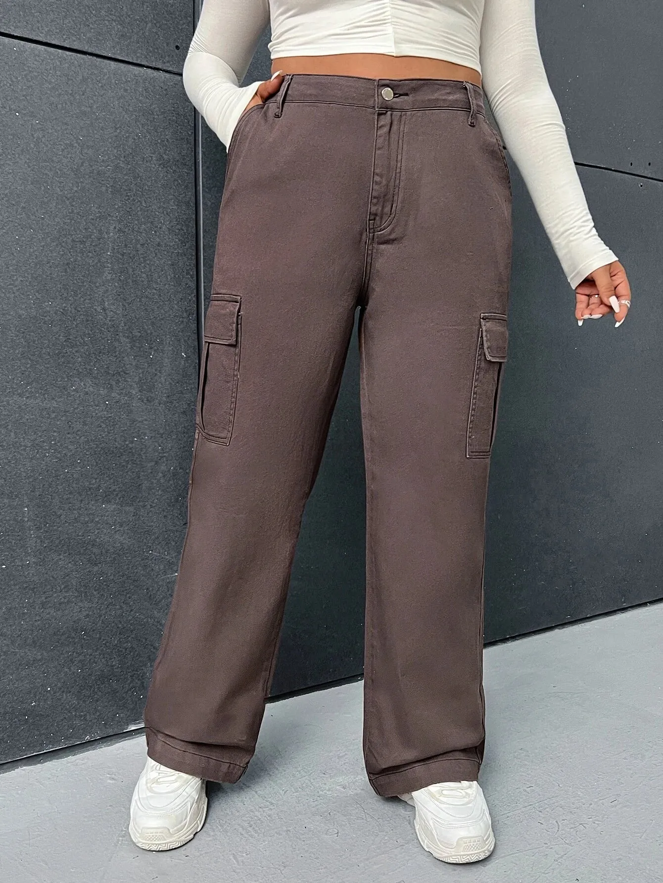 Plus Flap Pocket Side Cargo Jeans