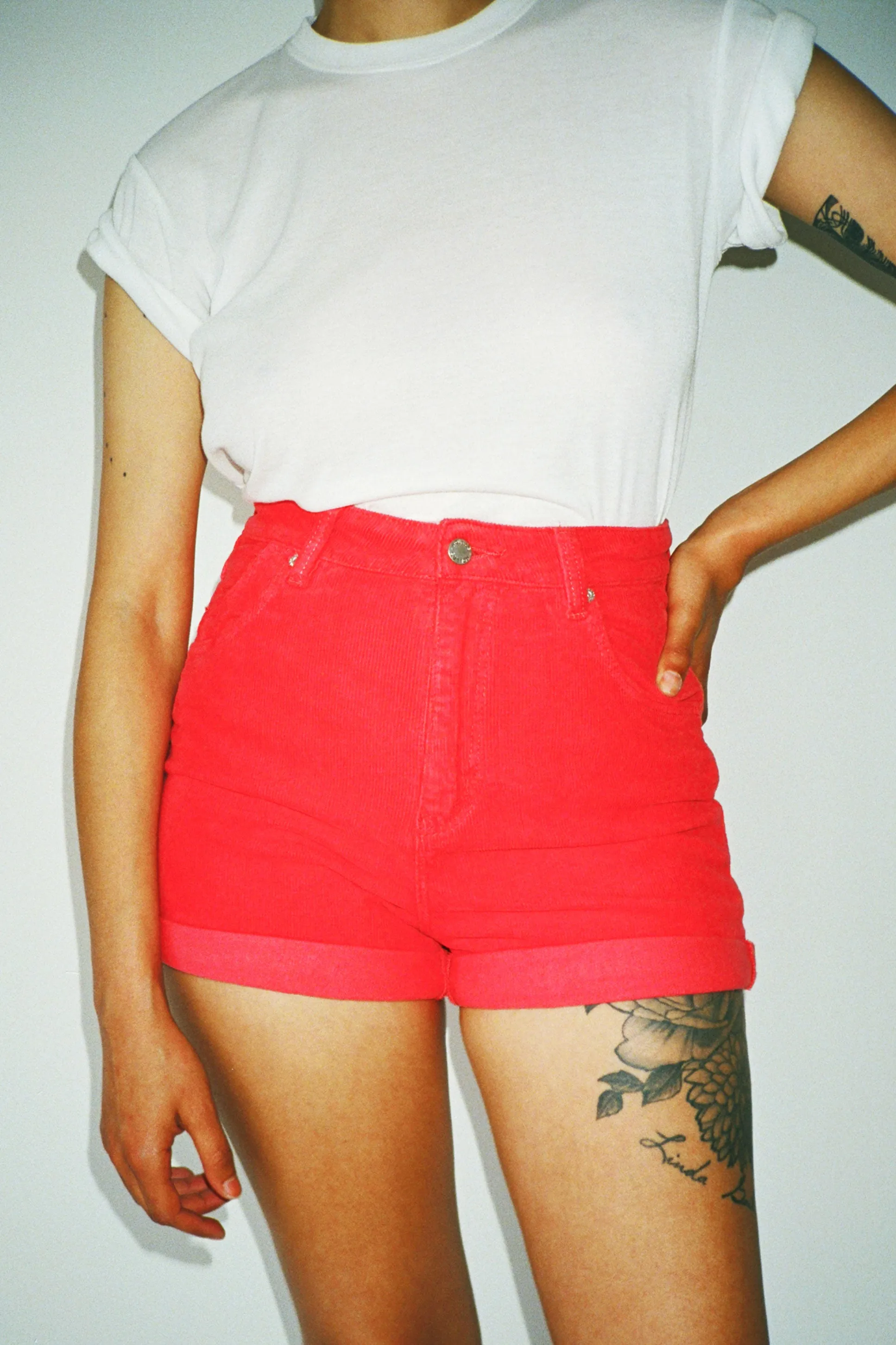 Poppy Duster Cord Short